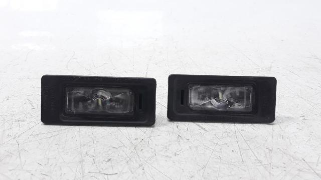 Lanterna da luz de fundo de matrícula traseira 5NA943021 VAG