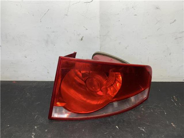 Lanterna traseira direita externa 5P8945096A VAG