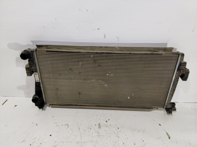 Radiador de esfriamento de motor 5Q0121251EB VAG