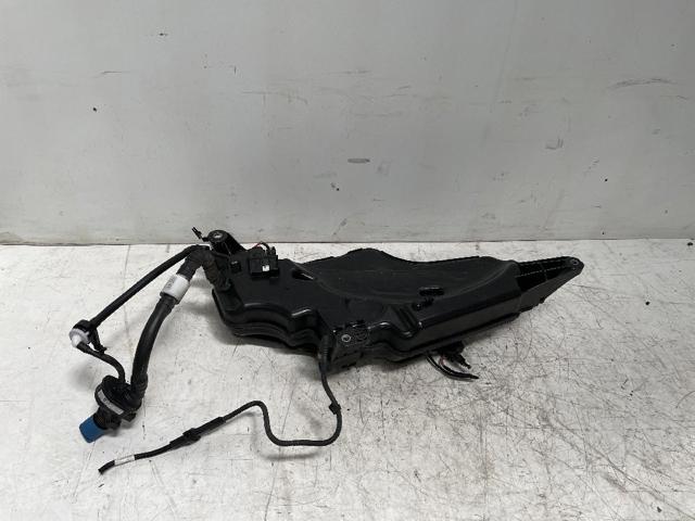 Tanque AD BLUE 5Q0131877R VAG
