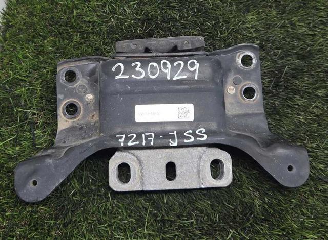 Coxim (suporte) esquerdo de motor 5Q0199555S VAG