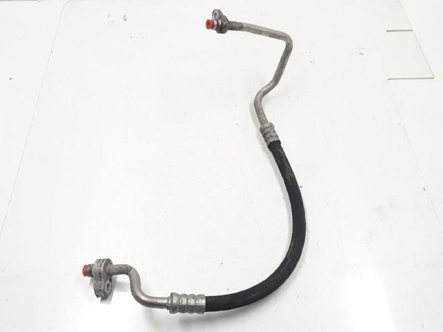 Mangueira de aparelho de ar condicionado, desde o compressor até o radiador 5Q0816721A VAG