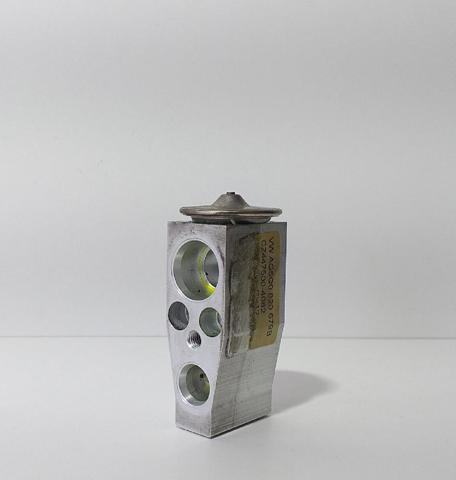 Válvula TRV de aparelho de ar condicionado 5Q0820679B VAG