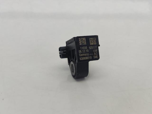 Sensor de aceleração longitudinal 5Q0907651B VAG