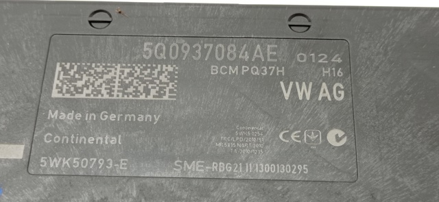 5Q0937084AE VAG
