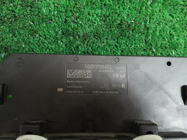 5Q0937084CL VAG