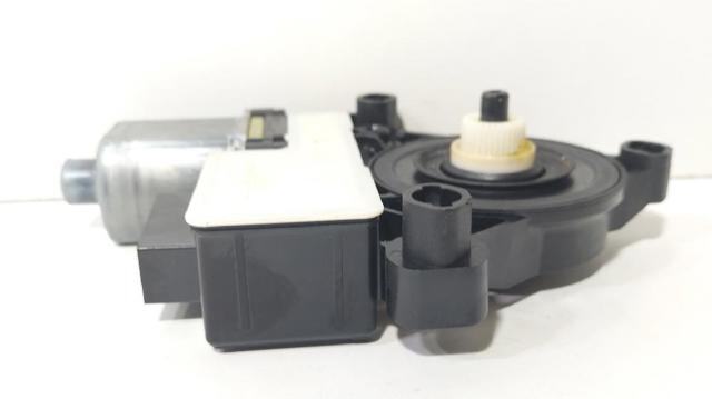 Motor de acionamento de vidro da porta traseira direita 5Q0959812E VAG