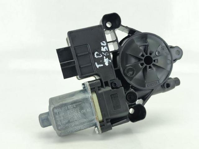 Motor de acionamento de vidro da porta traseira direita 5Q0959812E VAG