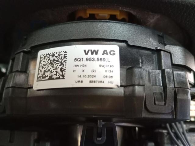 5Q1953569L VAG
