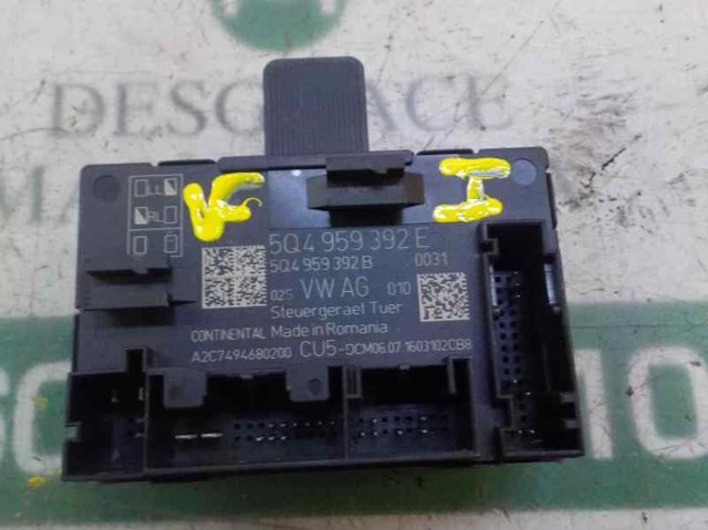 Módulo de conforto da porta dianteira 5Q4959592EZ00 VAG
