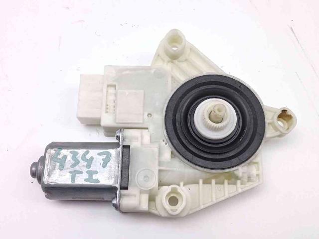 Motor de acionamento de vidro da porta traseira esquerda 5Q4959811A VAG