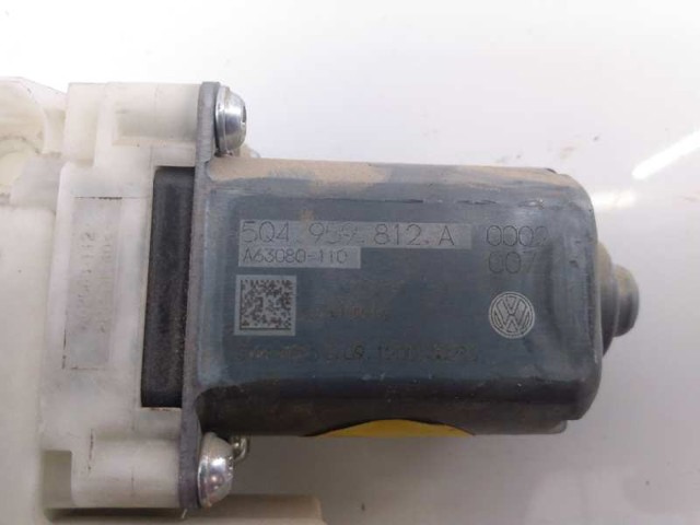 Motor de acionamento de vidro da porta traseira direita 5Q4959812A VAG