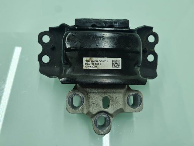 Coxim (suporte) esquerdo de motor 5QA199555 VAG