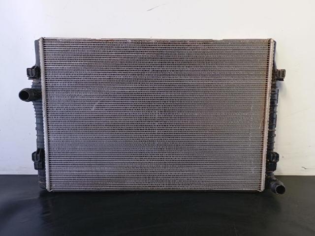 Radiador de esfriamento de motor 5QM121251A VAG
