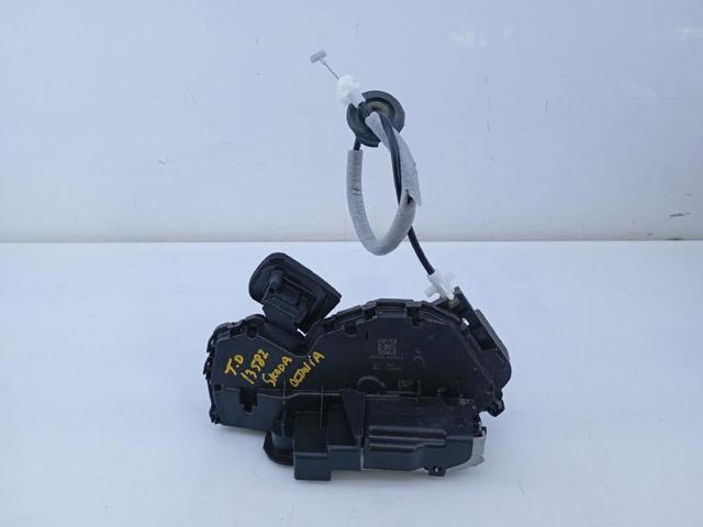 5TA839016T VAG
