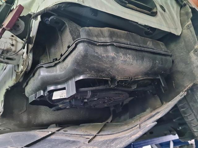 Tanque AD BLUE para Skoda Octavia NX3, NN3, PV3