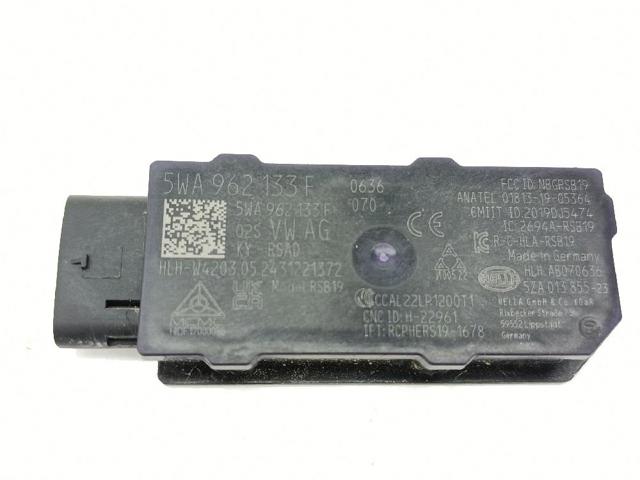 5WA962133F VAG