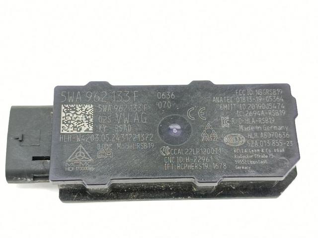 5WA962133F VAG