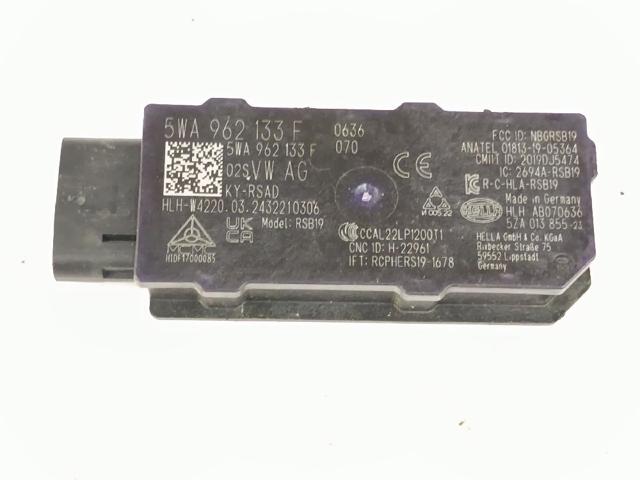 5WA962133F VAG