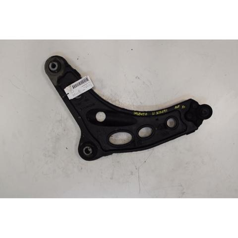 Braço oscilante inferior esquerdo de suspensão dianteira 6000618836 FIAT