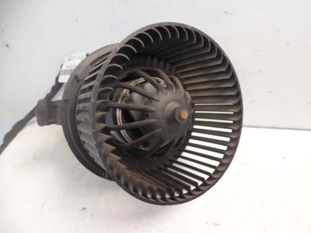 Motor de ventilador de forno (de aquecedor de salão) 6001547691 RENAULT