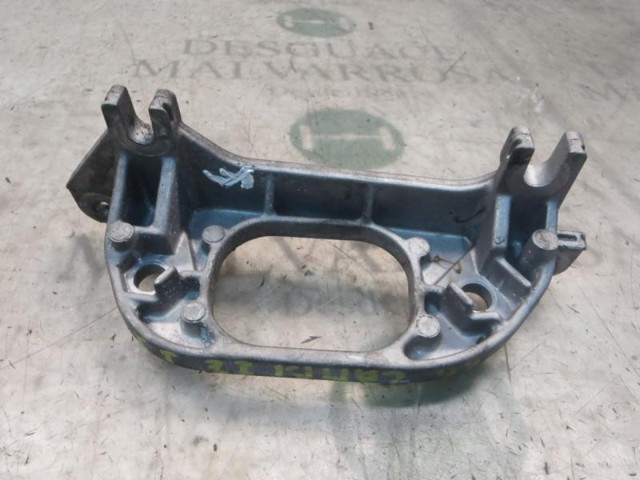 Consola de coxim (apoio) esquerda de motor 6001547896 RENAULT