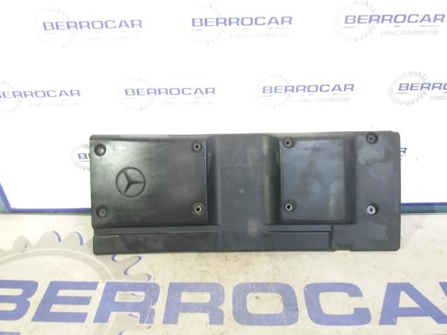 Tampa de motor decorativa 6060100167 MERCEDES