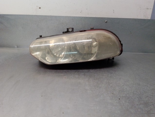 Luz esquerda 60620135 FIAT