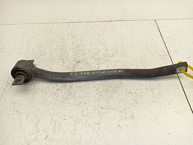 Barra longitudinal de suspensão traseira esquerda 60651935 FIAT