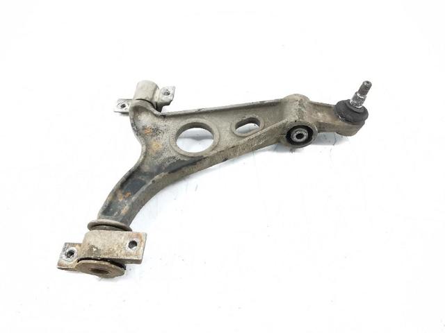 Braço oscilante inferior esquerdo de suspensão dianteira 60686891 FIAT