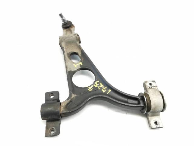 Braço oscilante inferior esquerdo de suspensão dianteira 60686891 FIAT