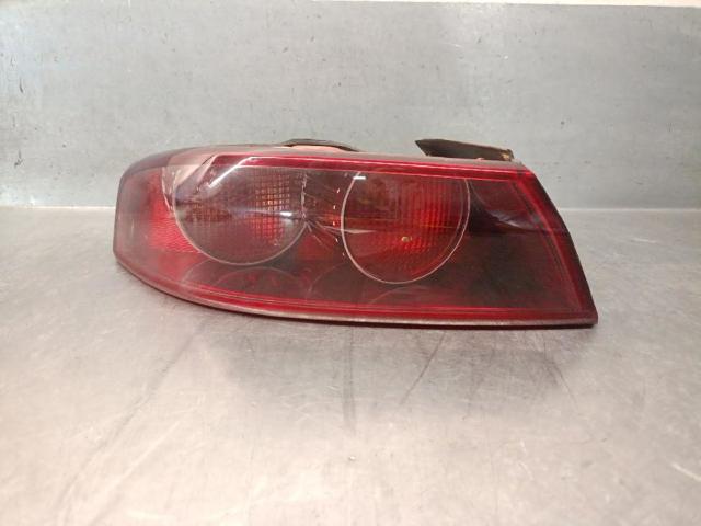 Lanterna traseira esquerda externa 60691365 FIAT