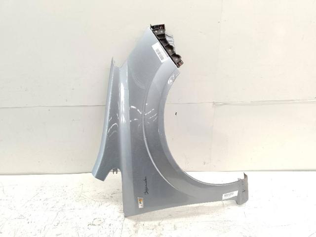 Pára-lama dianteiro direito 6102356 OPEL