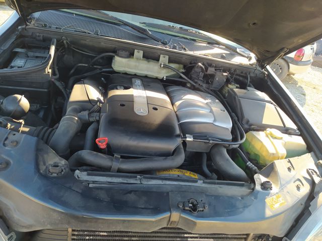 612963 Mercedes