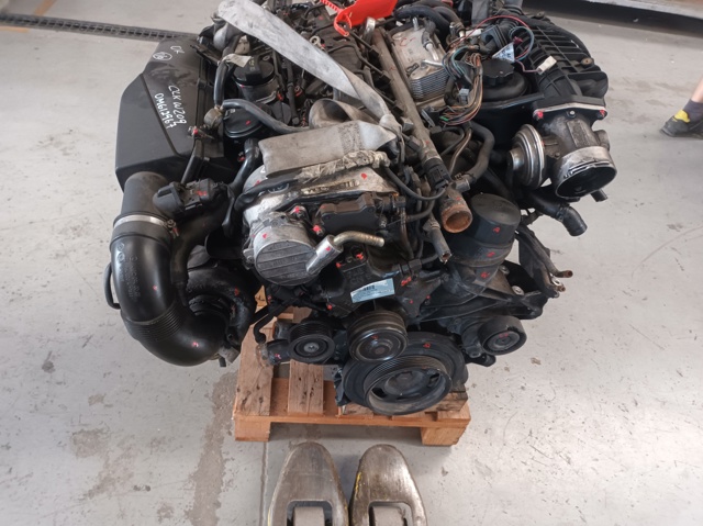 Motor montado 612967 MERCEDES