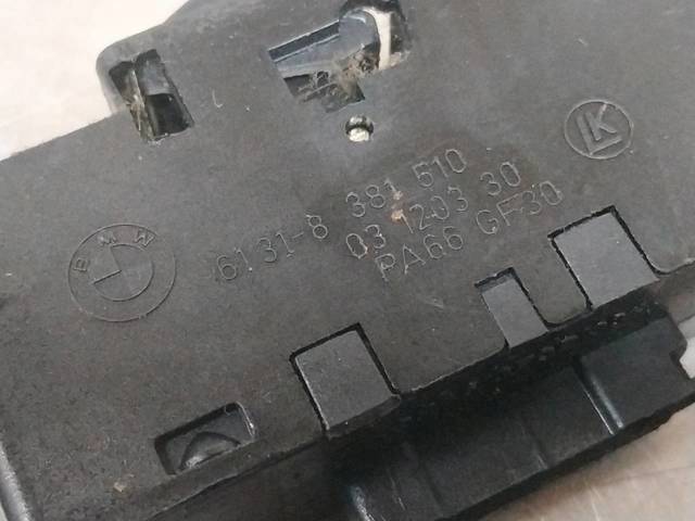 Unidade de botões dianteira direita de controlo de elevador de vidro 61318381510 BMW