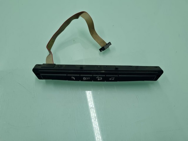 61319208218 BMW