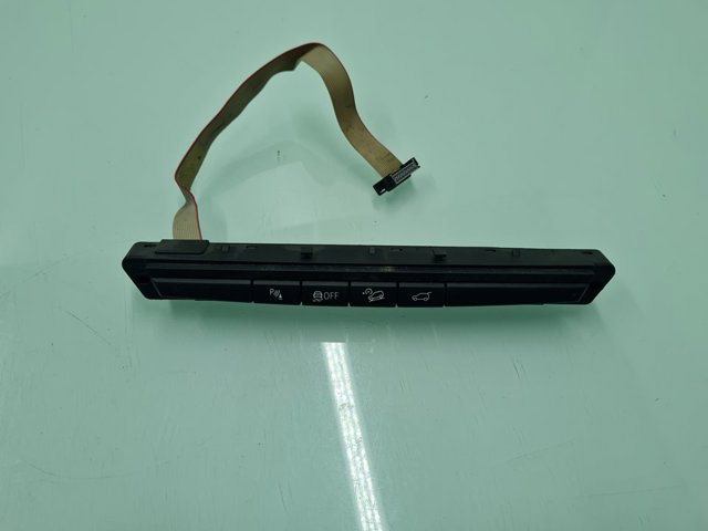 61319208218 BMW