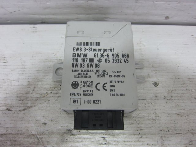 61356905666 BMW