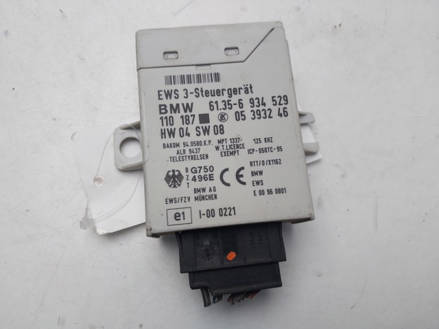 61356934529 BMW