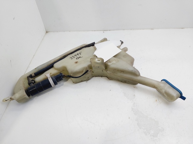 61667158231 BMW