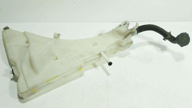 61667304068 BMW