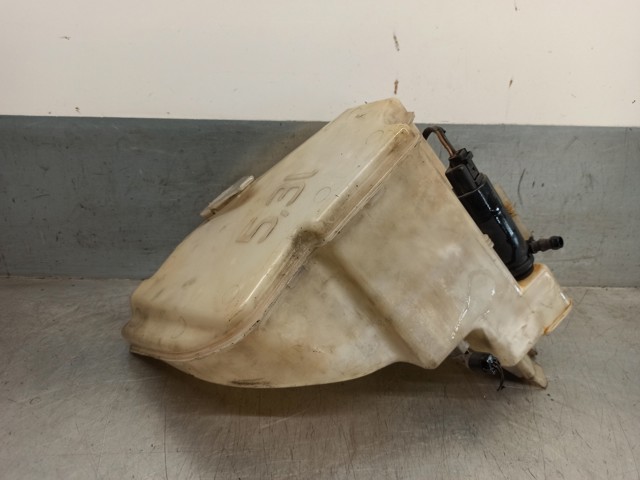 61678362562 BMW