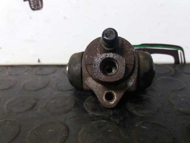 Cilindro traseiro do freio de rodas de trabalho 6187600 FORD