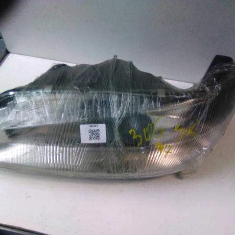 Luz esquerda 6204Q7 PEUGEOT