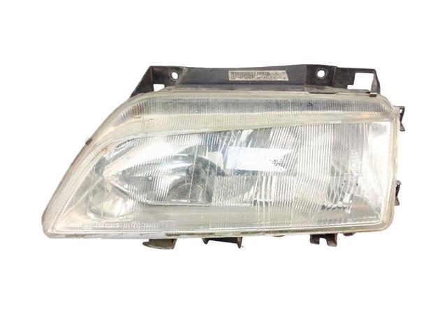 Luz esquerda 6204R9 PEUGEOT