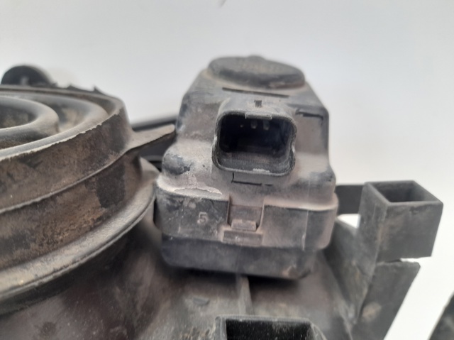 Luz direita 6205P8 PEUGEOT