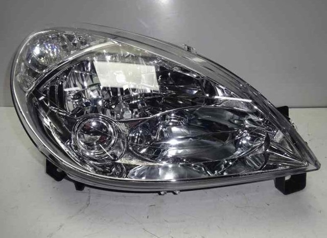 Luz direita 6206J8 PEUGEOT