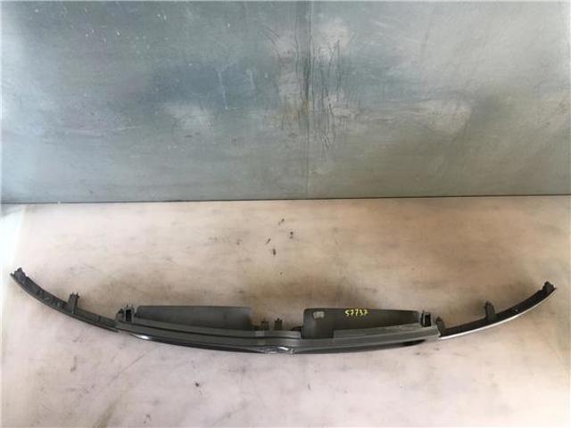 Grelha do radiador para Nissan Vanette C23