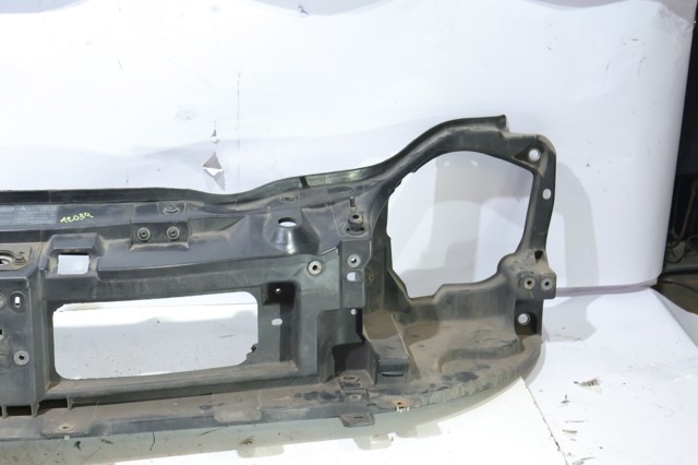 Suporte do radiador montado (painel de montagem de fixação das luzes) 6250000Q0D NISSAN